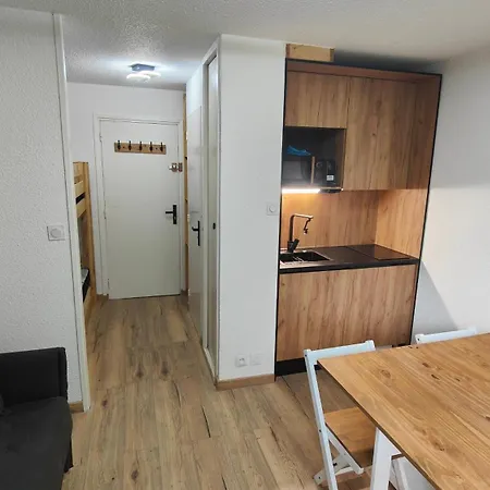 Studio Avenue De La Muzelle Menage Et Draps Inclus Proche Belle Etoile Et Esf Les Deux Alpes Exterior photo